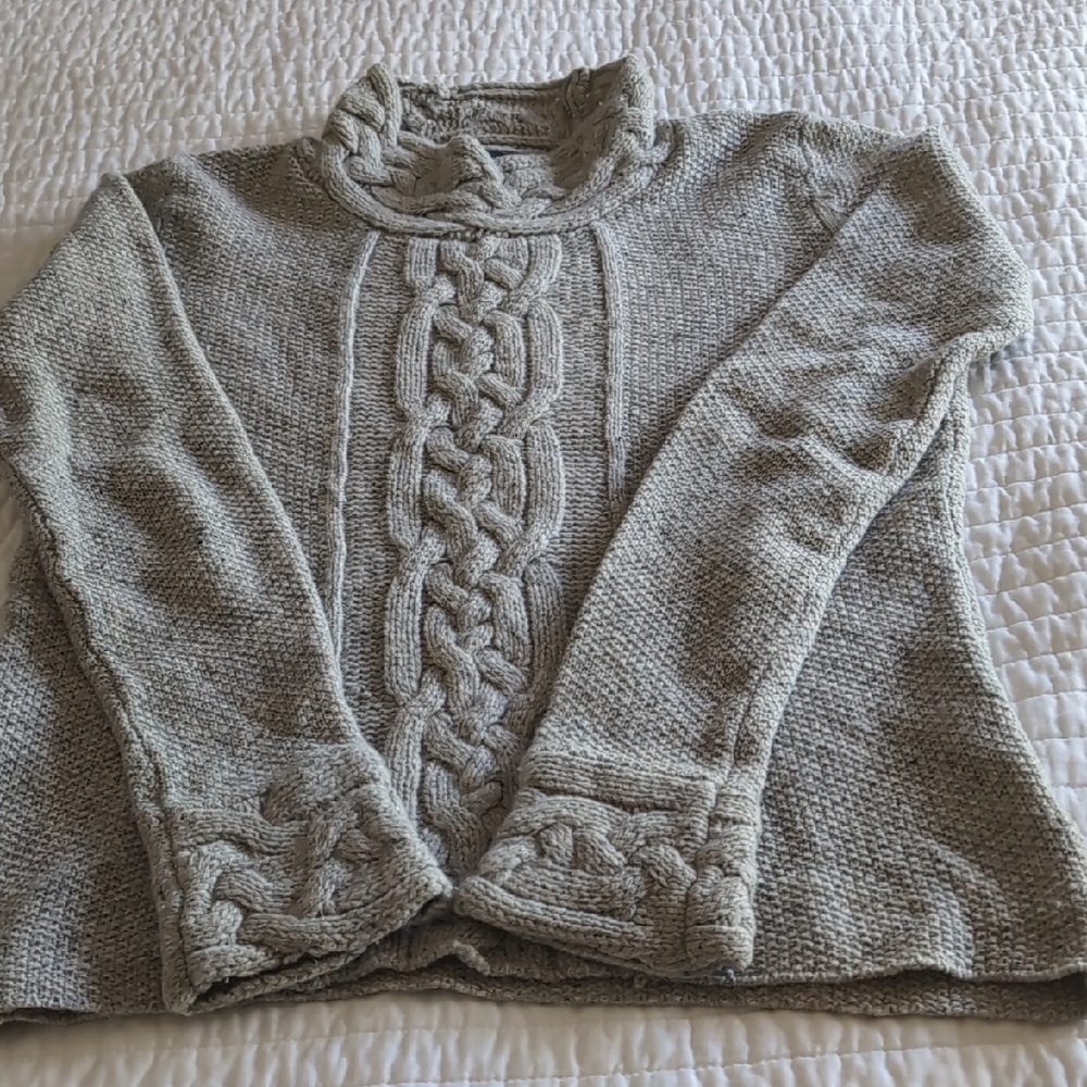 Elegant Cable Knit Turtleneck Sweater